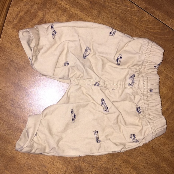 Suite - Picture 3 of 6